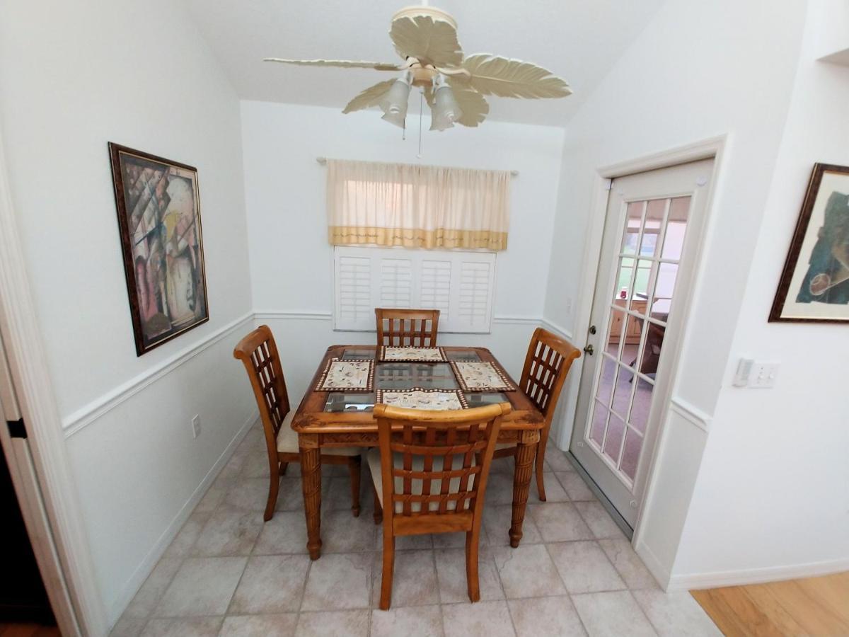 Craig House With Heated Pool On Small Lake Bradenton Extérieur photo